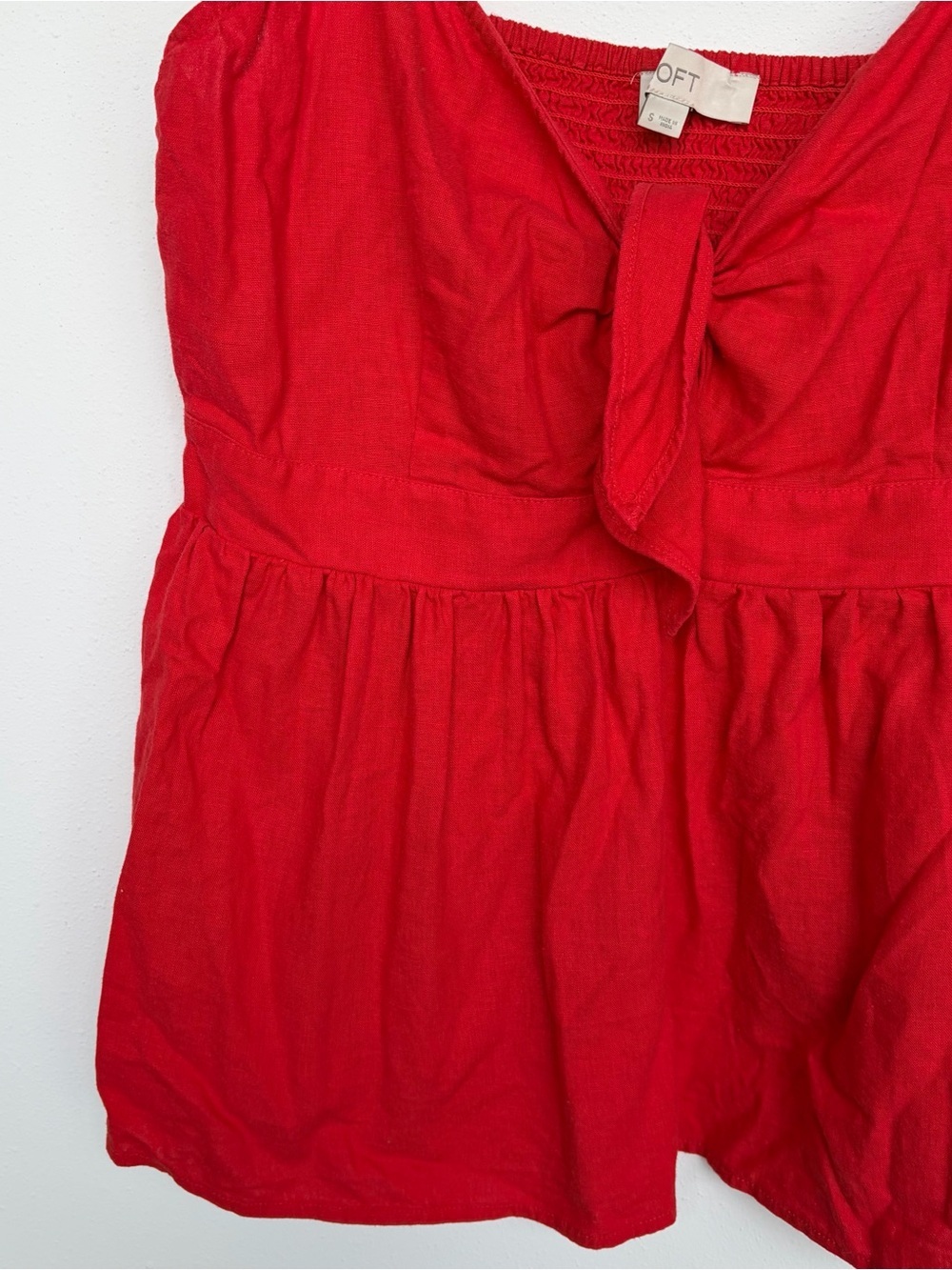 LOFT Red Linen Blend Tie-Front Bow Smocked Back Cami Tank Top Top Size Small - Picture 2 of 7